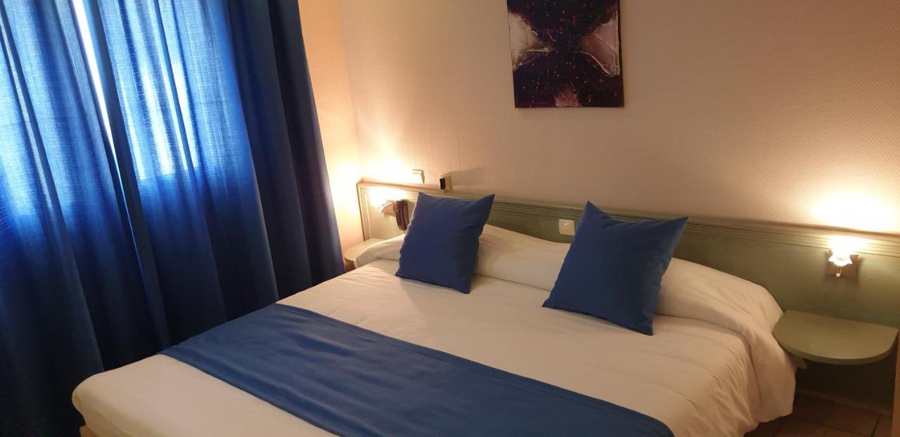 Logis Hotel & Restaurant Le Fleurance מראה חיצוני תמונה