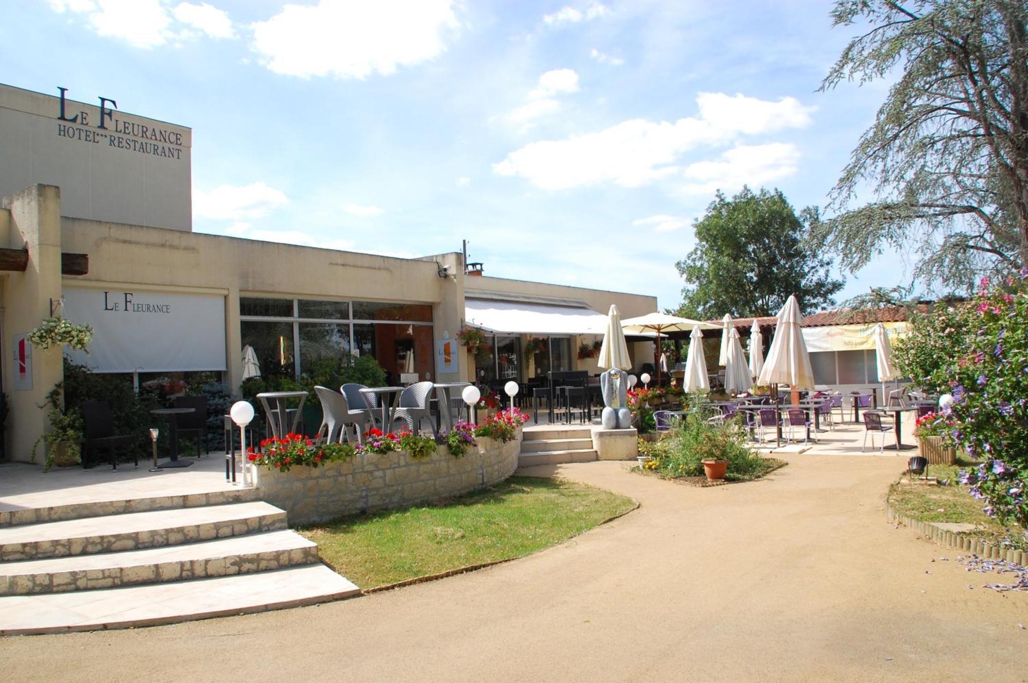 Logis Hotel & Restaurant Le Fleurance מראה חיצוני תמונה