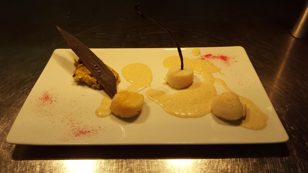 Logis Hotel & Restaurant Le Fleurance מראה חיצוני תמונה