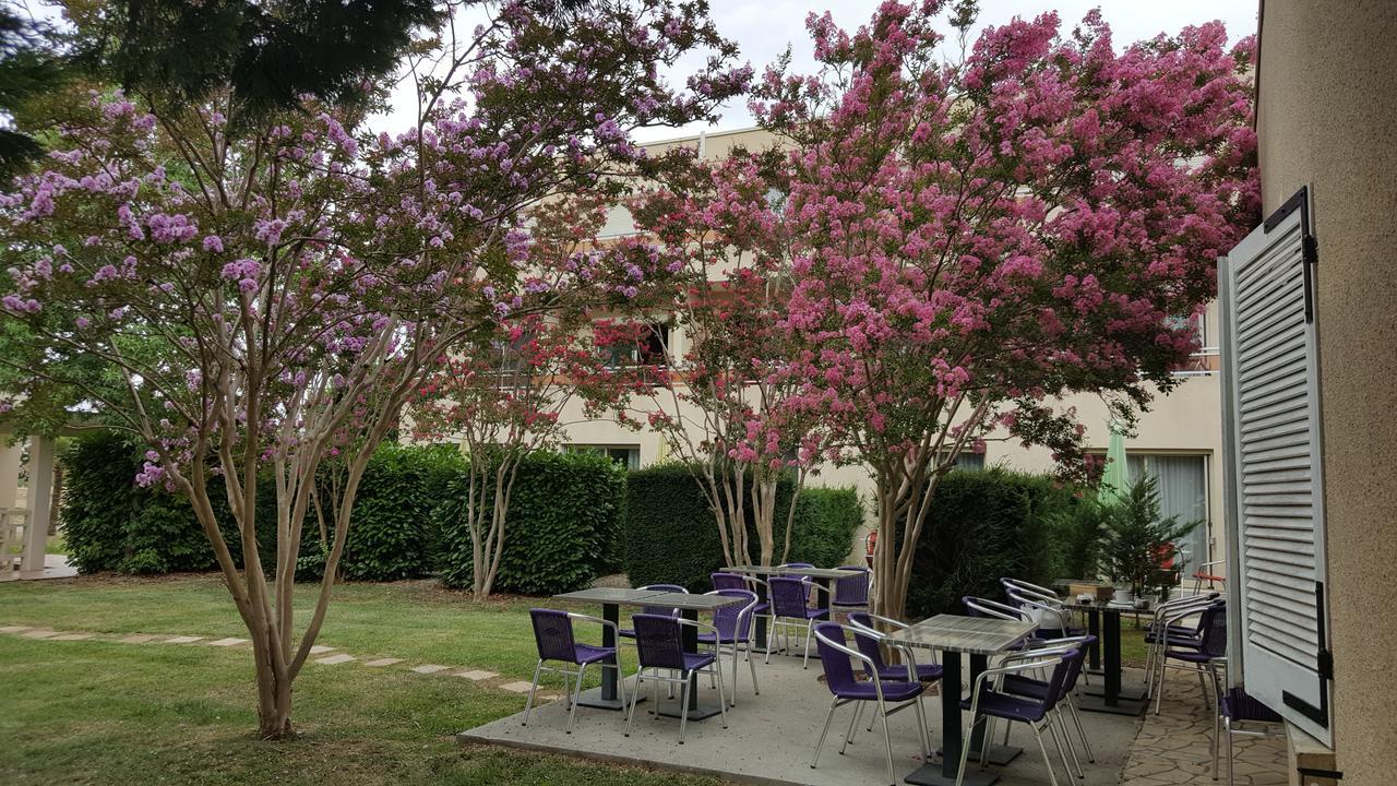 Logis Hotel & Restaurant Le Fleurance מראה חיצוני תמונה