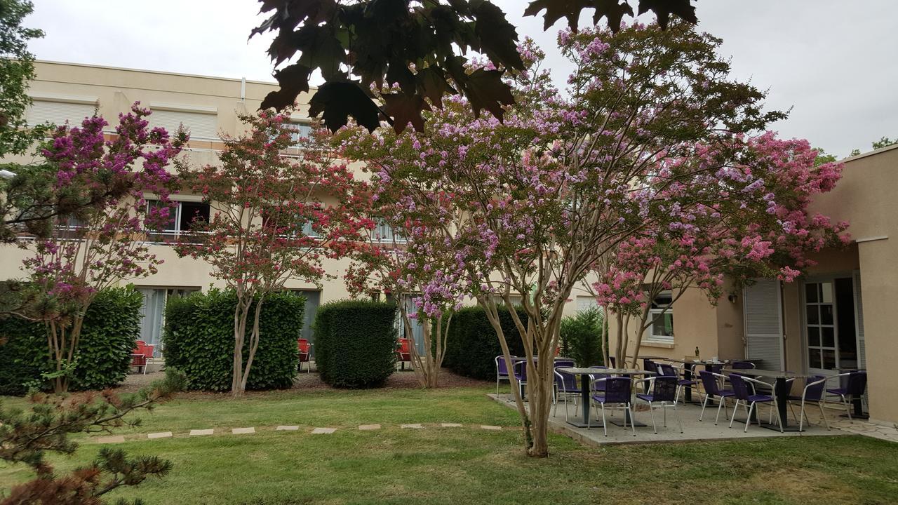 Logis Hotel & Restaurant Le Fleurance מראה חיצוני תמונה